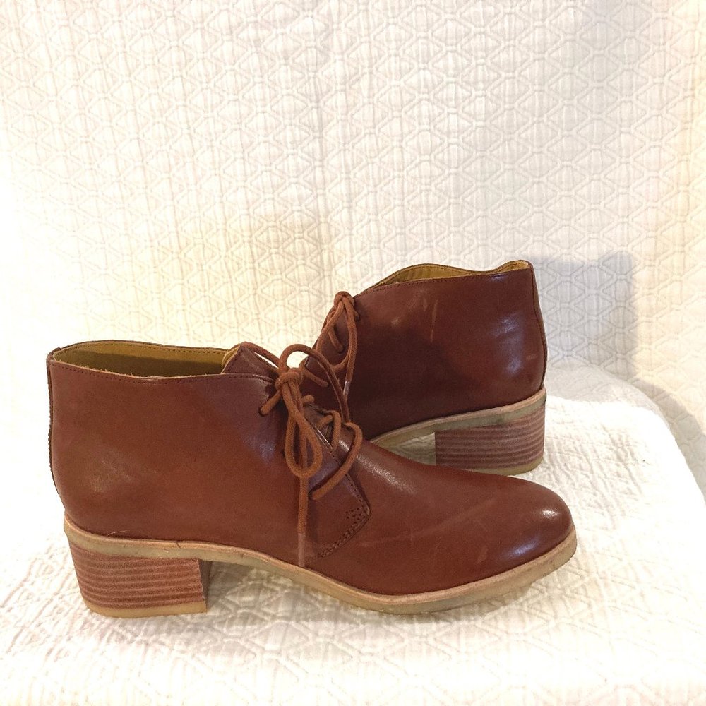 Clark's Phenia Carnaby Brown Leather 8.5 NWOB